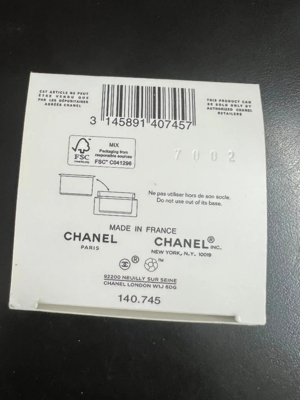 Chanel N°1 de Chanel Red Camellia Revitalizing Cream Refill - 50 g / 1.7 oz.